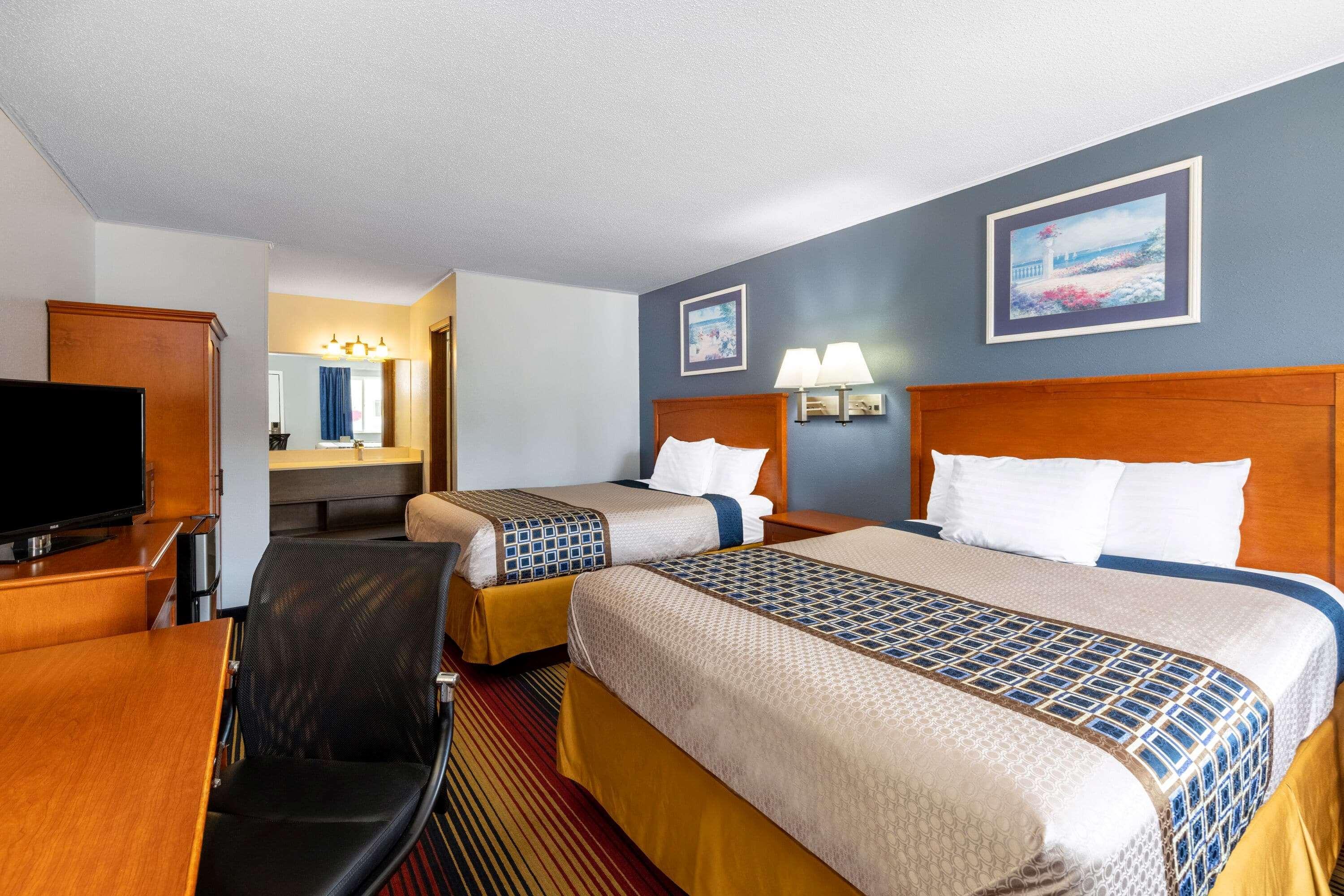 Travelodge By Wyndham Spirit Lake/Okoboji Экстерьер фото